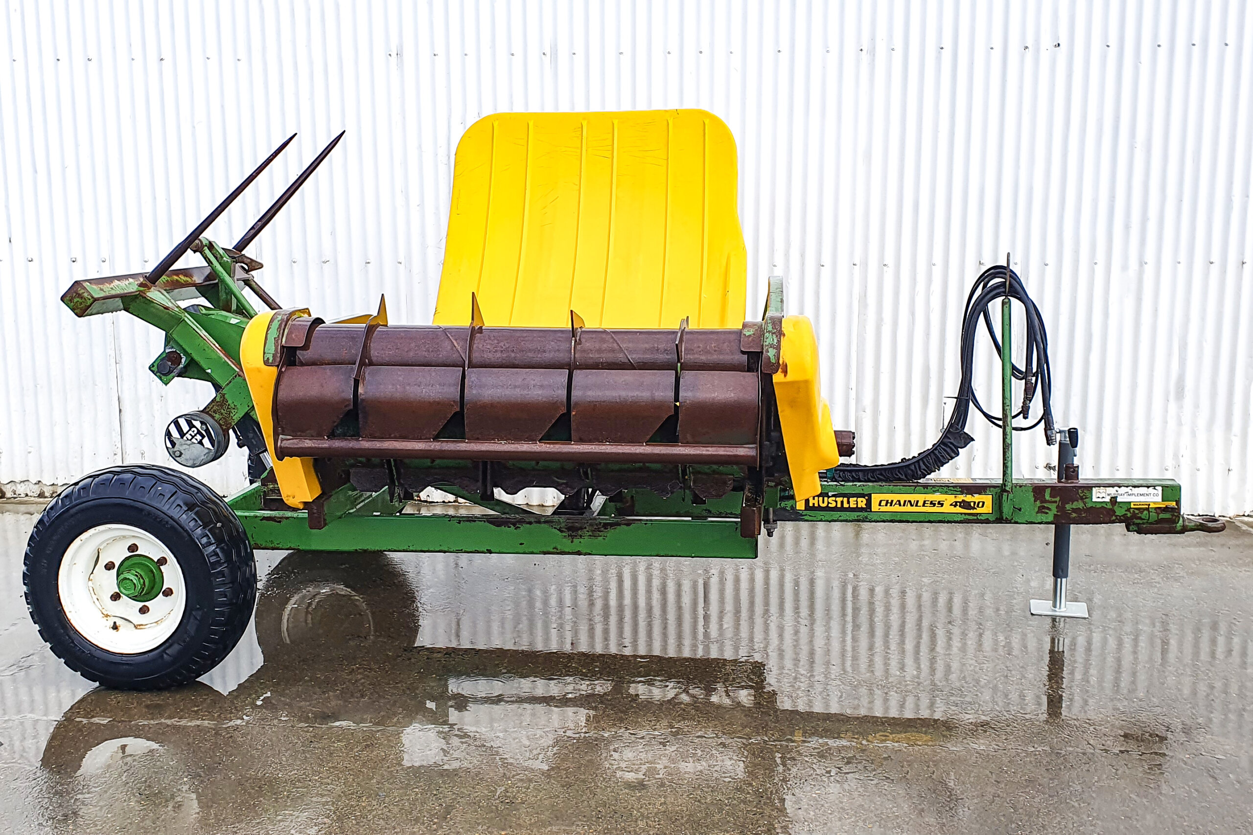 Hustler Chainless 4000 Trailed 2 Bale Feeder | Hustler Equipment